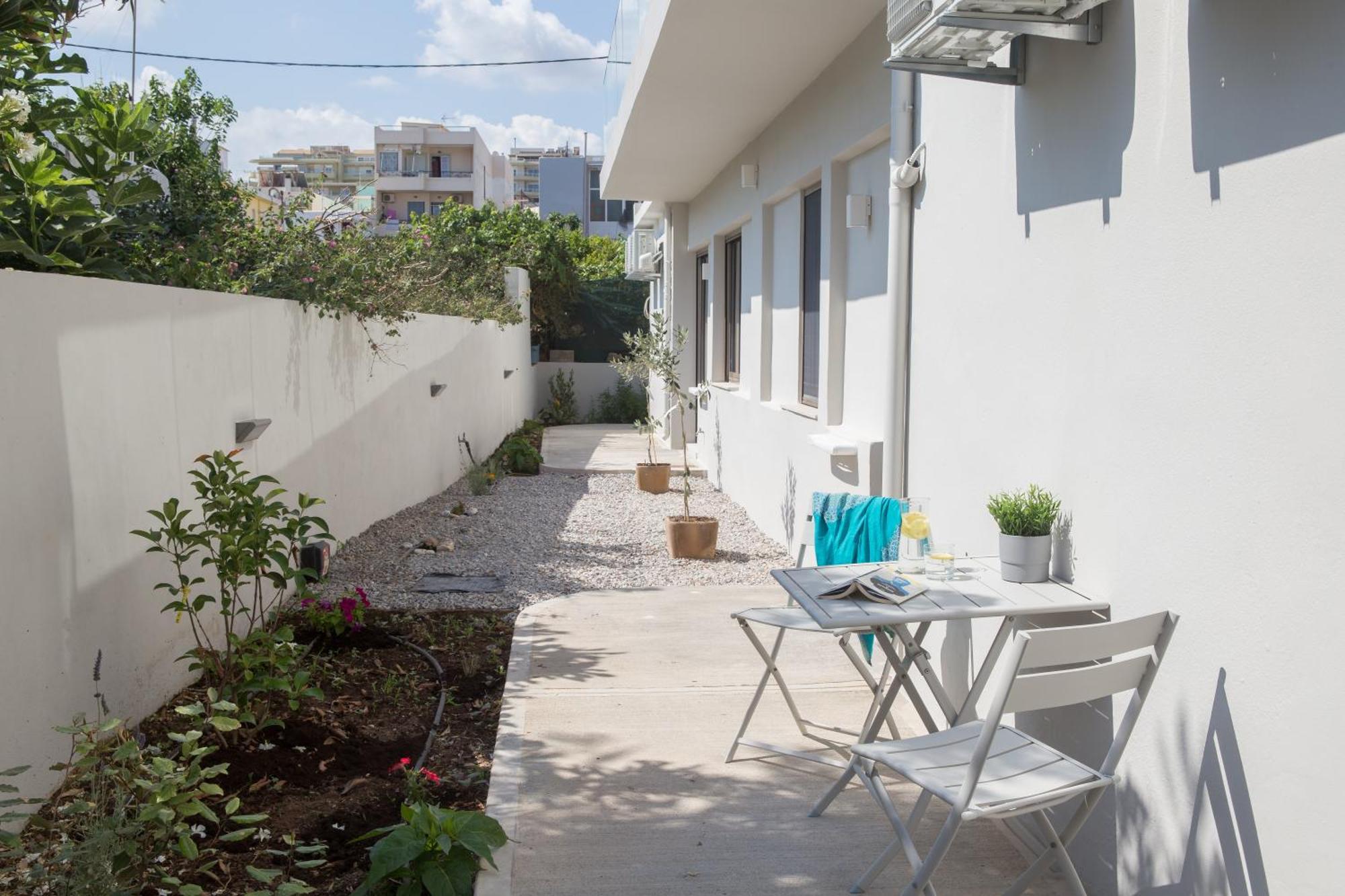Calmare Suites Rethymno  Екстер'єр фото